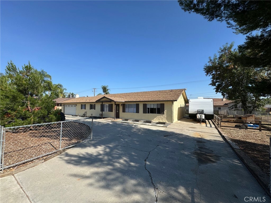 23735 Vista Way  Menifee CA 92587 photo