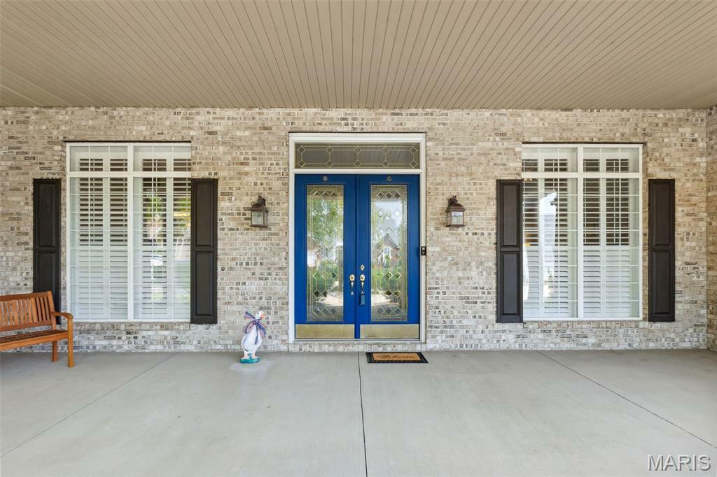 Property Photo: 6 Sunset Hills Boulevard N IL 62025