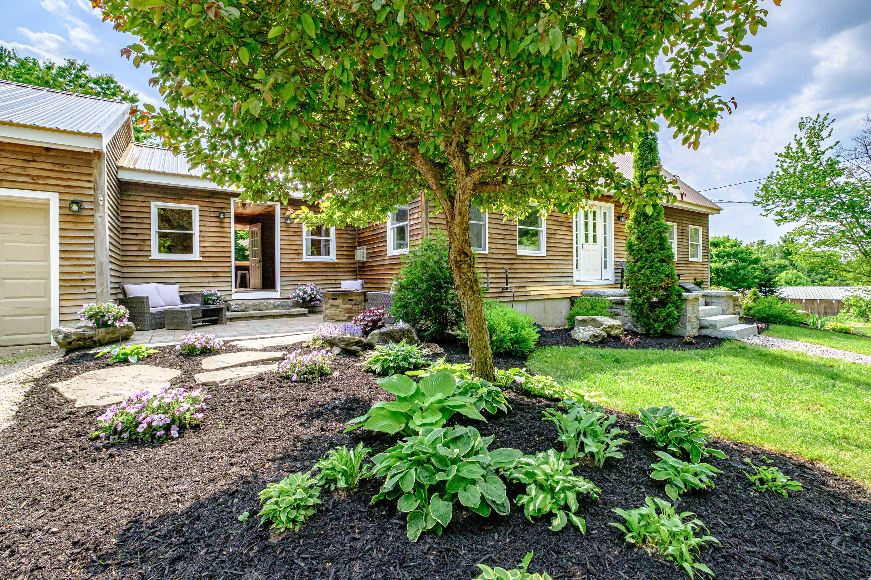 Property Photo: 298-1B Main Street ME 04270