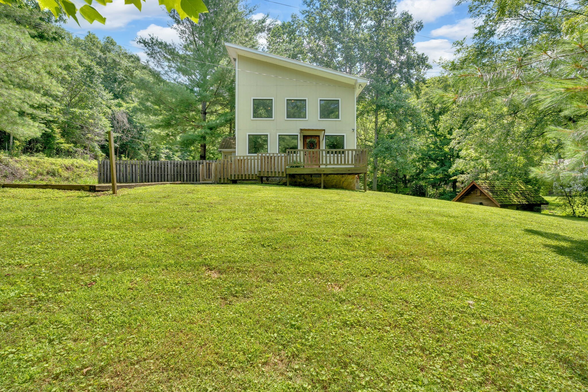 Property Photo: 8478 Murfreesboro Hwy TN 37355