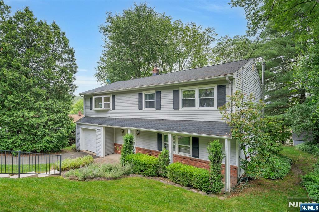 7 Lovell Drive  Wanaque NJ 07465 photo