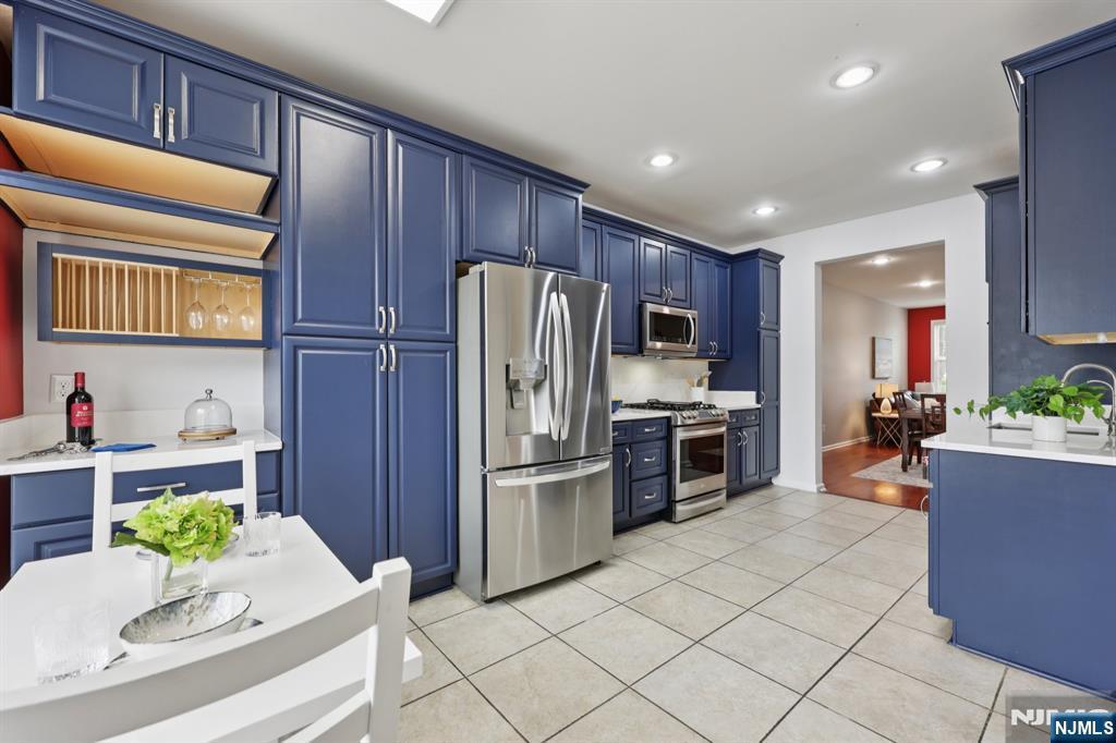 504 Coventry Drive  Nutley NJ 07110 photo