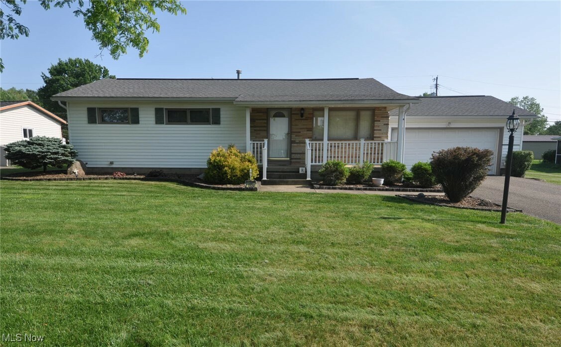 1120 Griffiths Drive  Zanesville OH 43701 photo