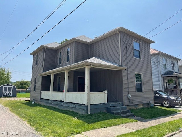 Property Photo: 1424 Indiana Street OH 43701