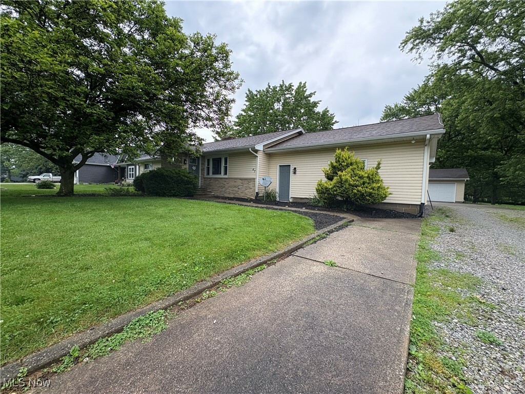 Property Photo:  47 S Alling Road  OH 44278 