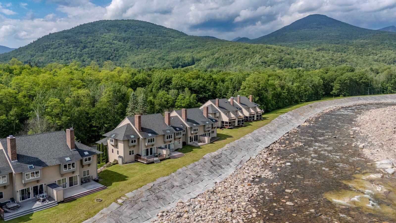 Property Photo:  58 Bunker Lane  NH 03251 