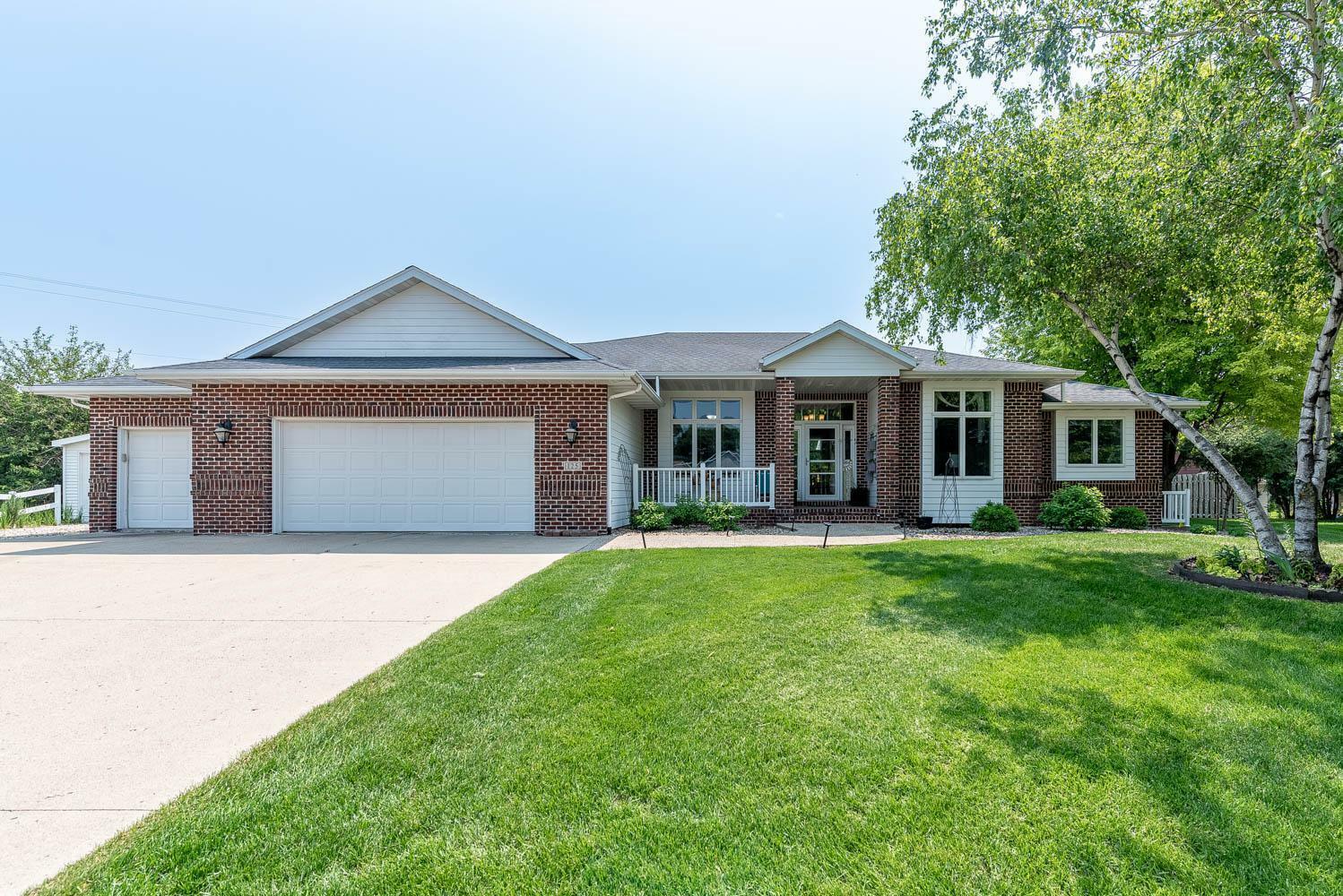 Property Photo: 125 Thissen Court MN 56001
