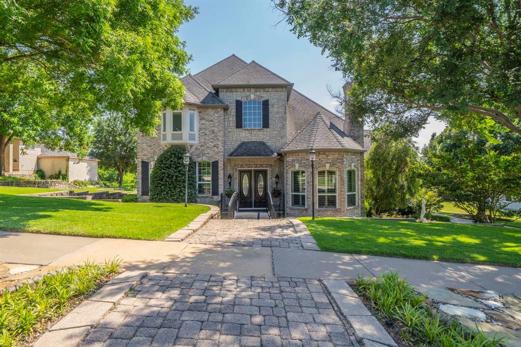 Property Photo: 844 Bentwater Parkway TX 75104