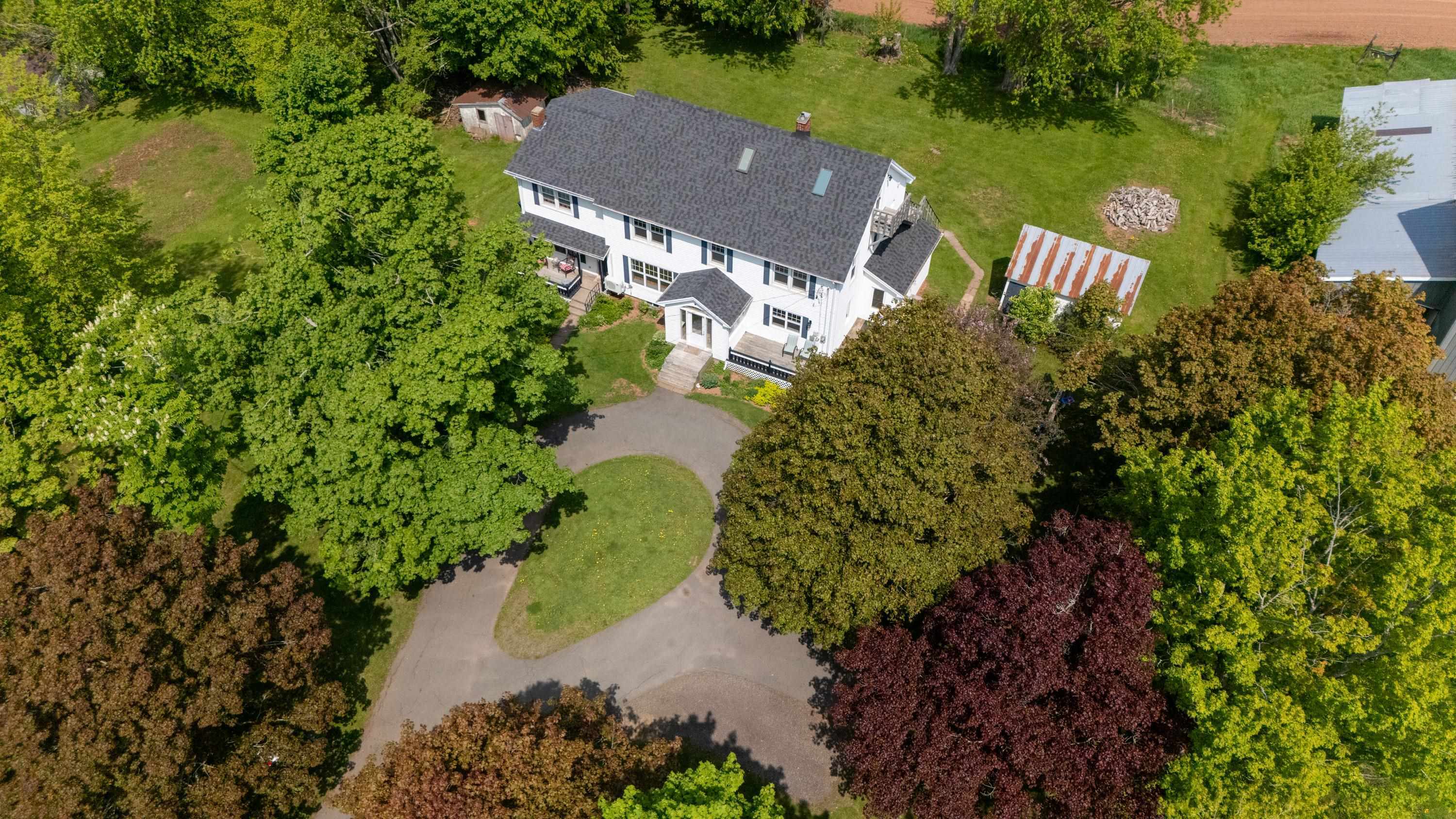 Property Photo: 68 Sleepy Hollow Road PE C1E 0Y7