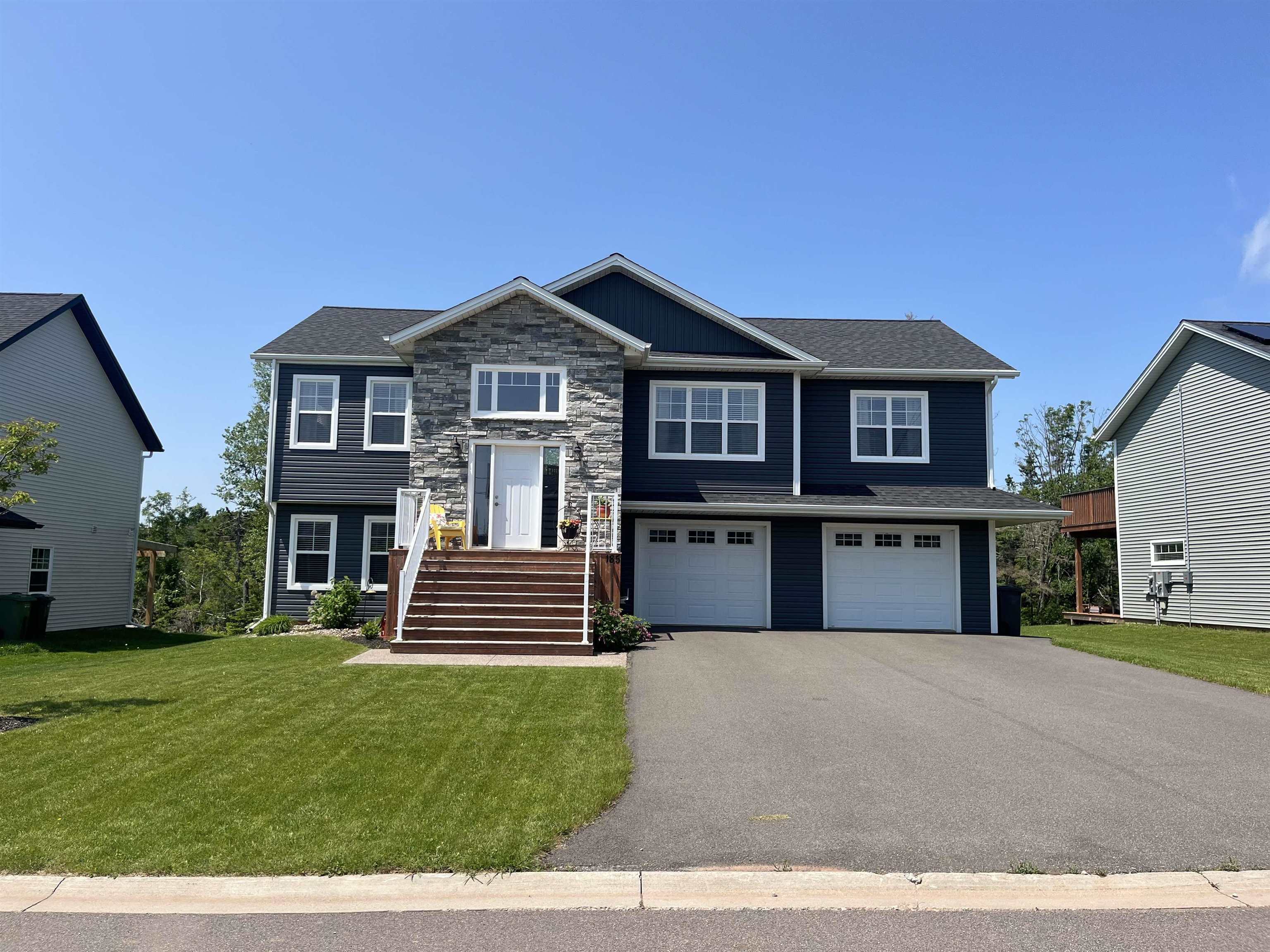 185 Essex Crescent  Charlottetown PE C1E 0G5 photo