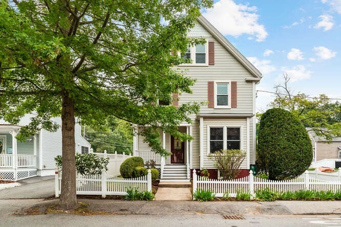 6 Francis Avenue  Wakefield MA 01880 photo