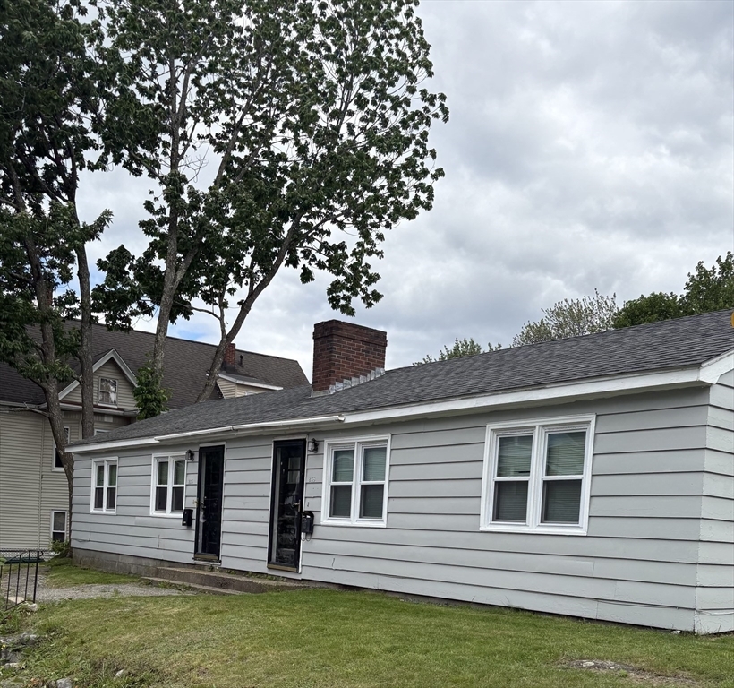 Property Photo: 231 Moore St MA 01852