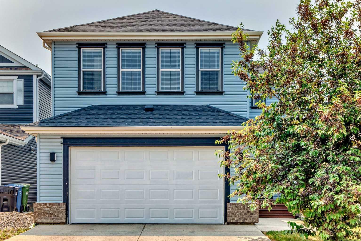 210 Copperleaf Bay SE  Calgary AB T2Z 0J1 photo