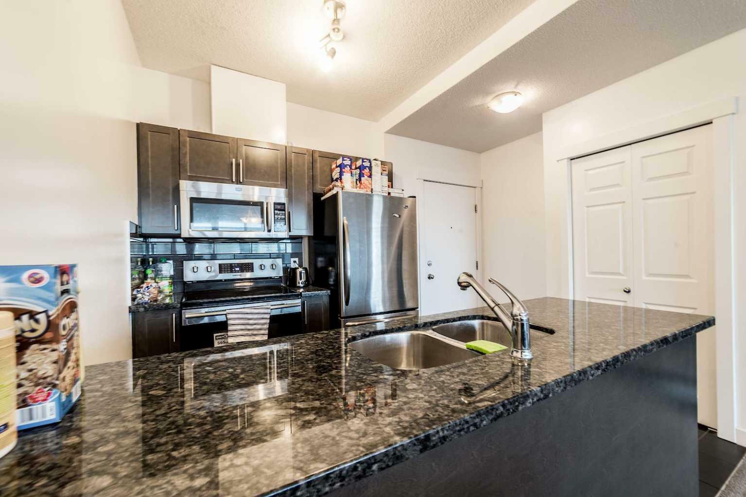 Property Photo:  315 3 Street SE 202  AB T2G 0S3 