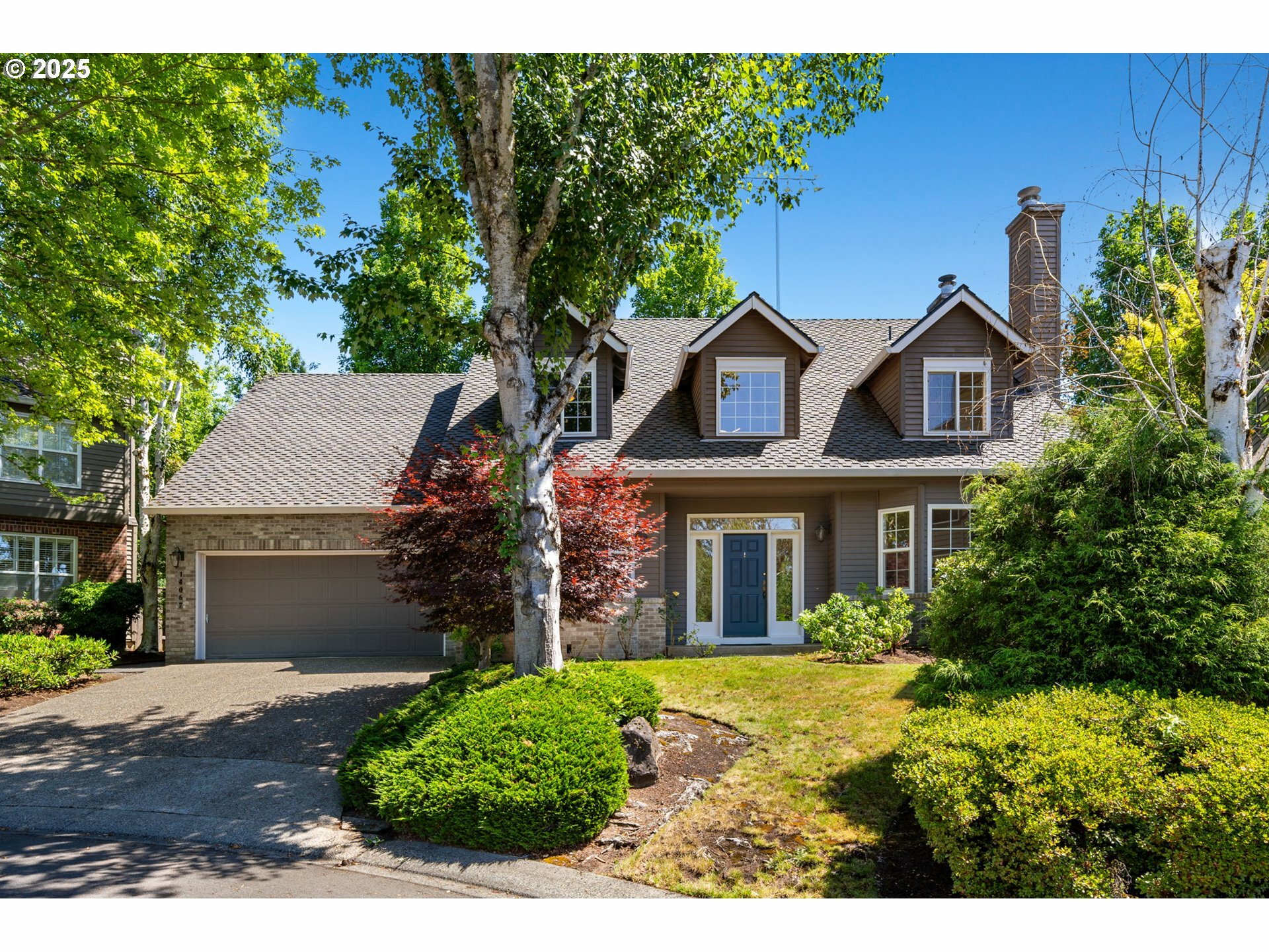 Property Photo: 14067 Chatham Ct OR 97035