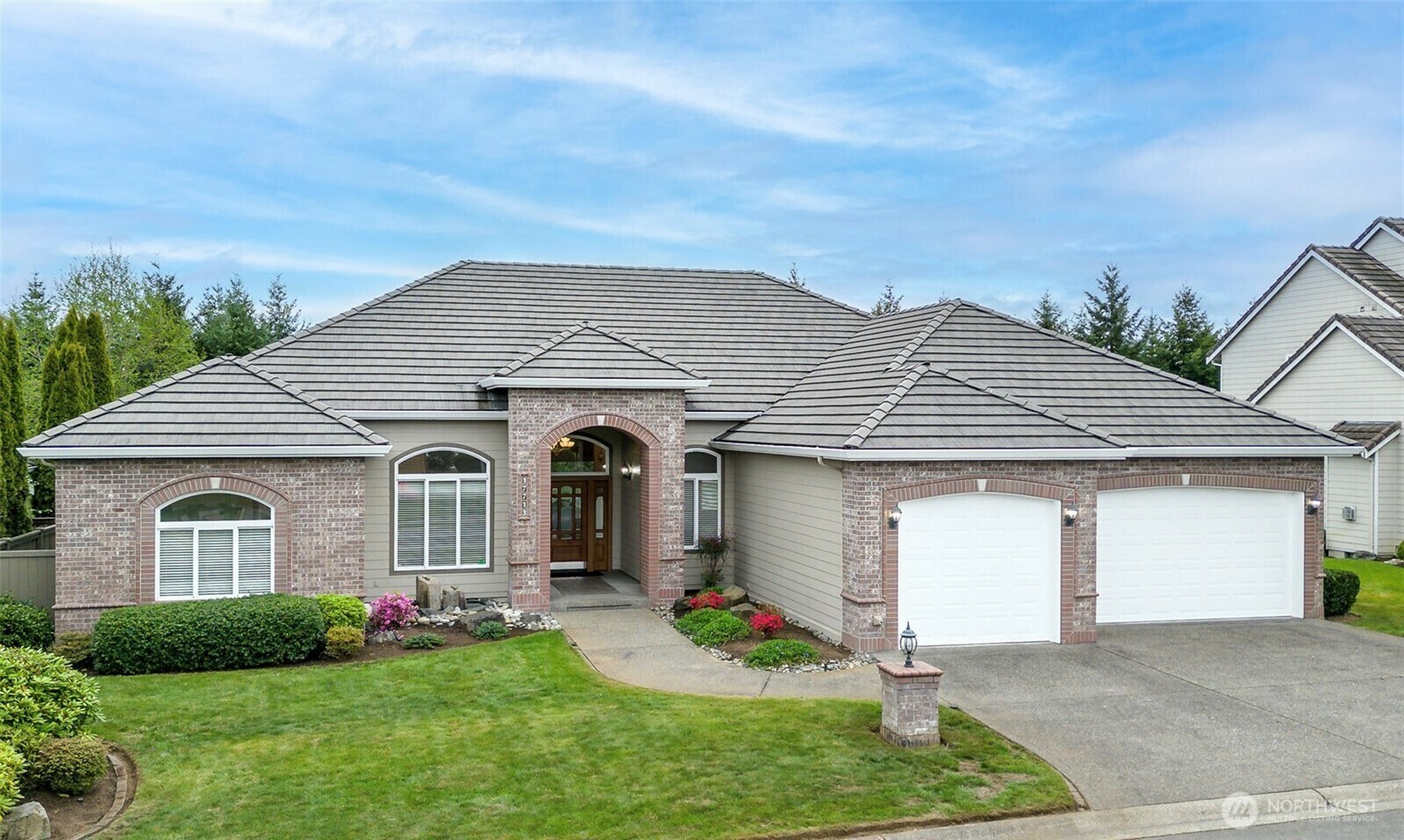 Property Photo:  17713  92nd Avenue E  WA 98375 