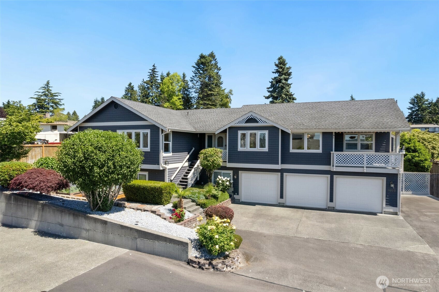 Property Photo: 1022 S 225th Lane WA 98198