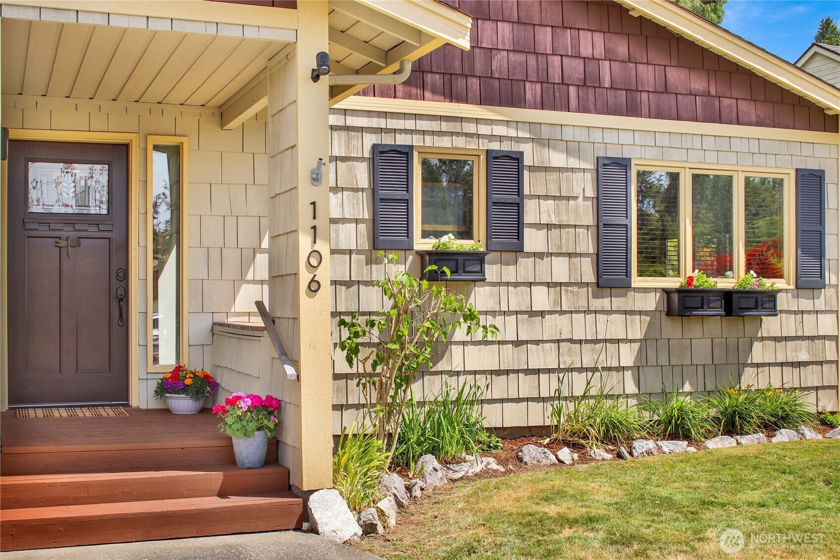 Property Photo: 1106 Kenoyer Drive WA 98229