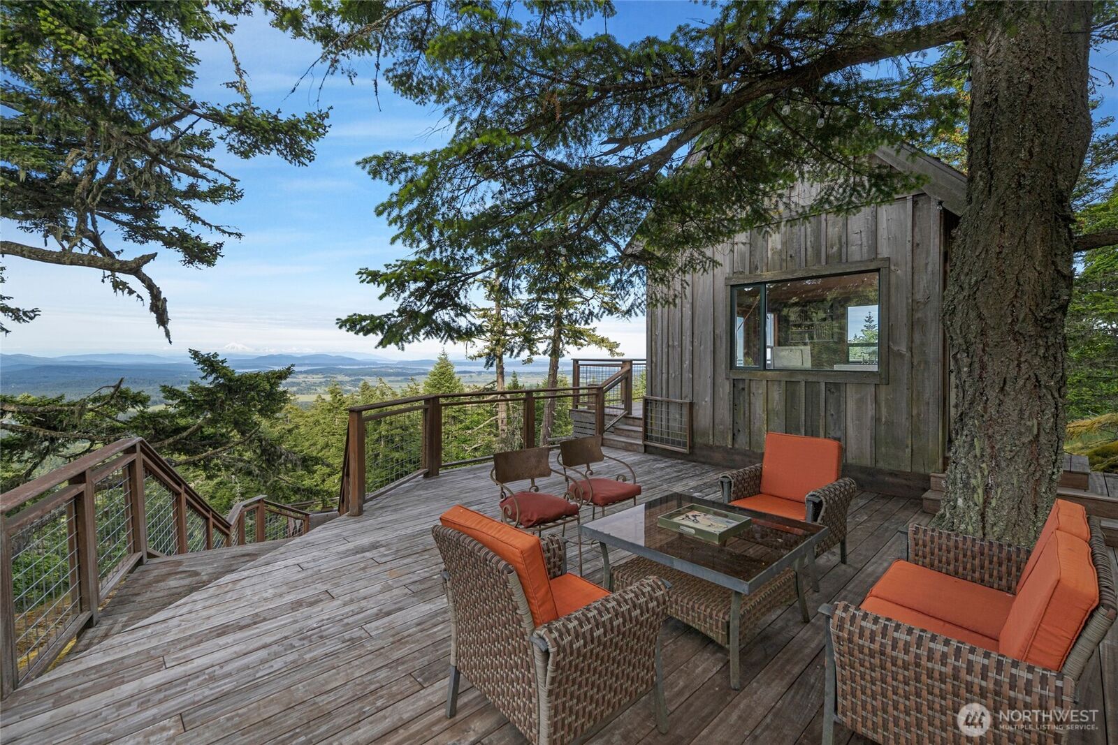 Property Photo: 2001 Mount Dallas Road WA 98250