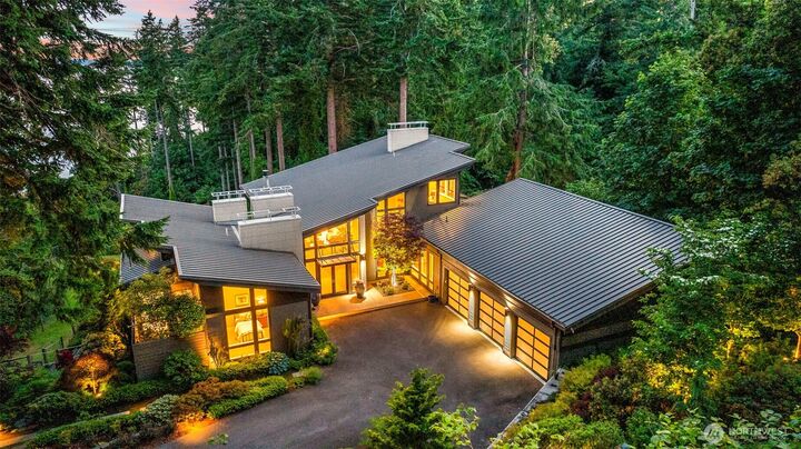 Property Photo: 182 Island Boulevard WA 98333