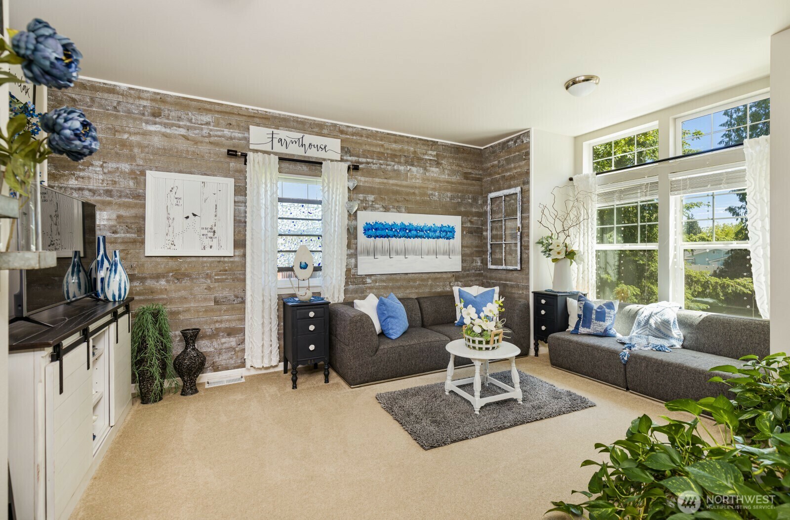 Property Photo: 226 Alnus Way WA 98310