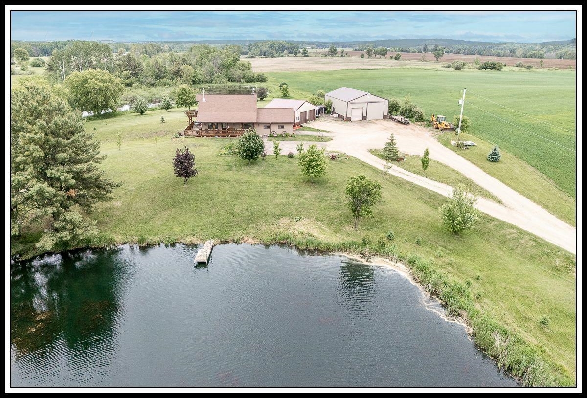 E5528 Hanson Road  Manawa WI 54949-0000 photo