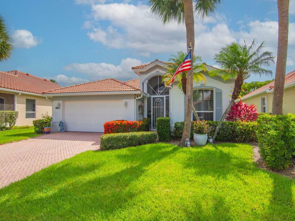 Property Photo: 596 NW Lambrusco Drive FL 34986