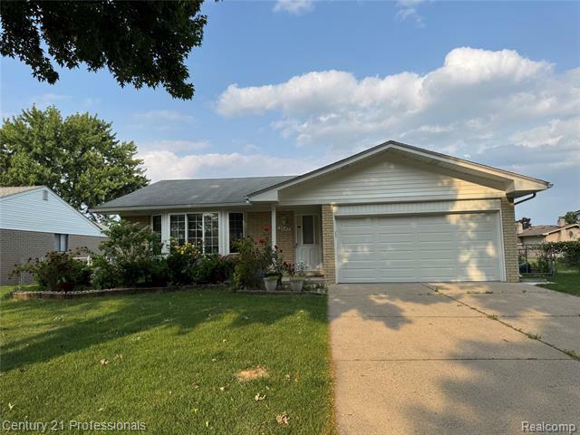 Property Photo: 39162 Faith Drive MI 48310