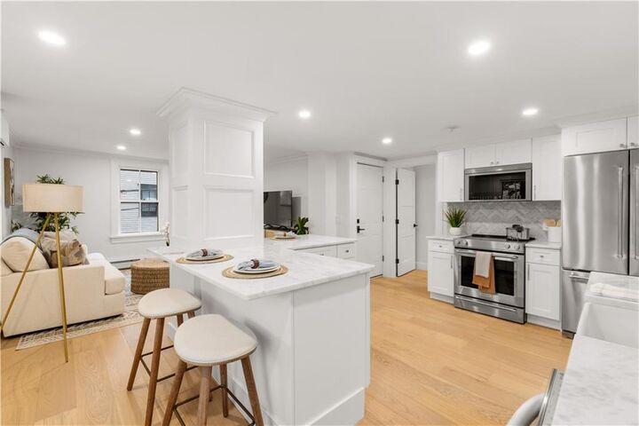 51 Poplar Street 2  Newport RI 02840 photo