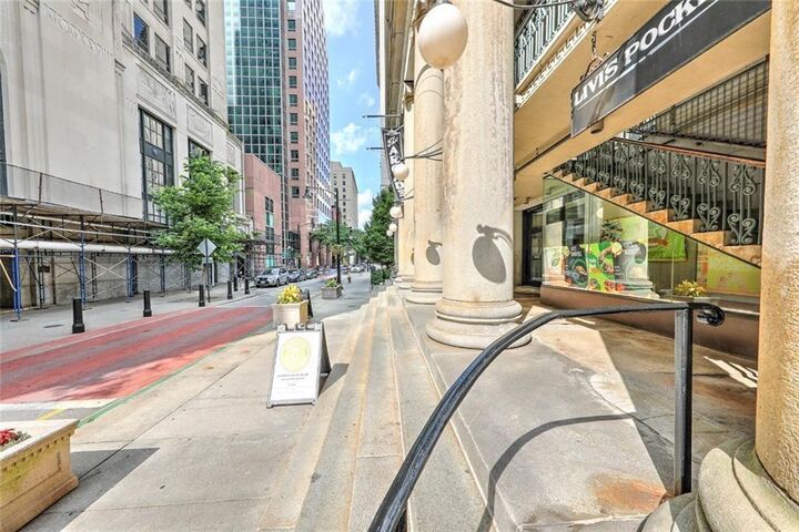 Property Photo:  65 Weybosset Street 202  RI 02903