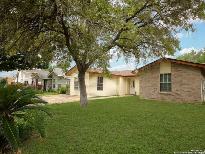 Property Photo: 3415 Twining TX 78211
