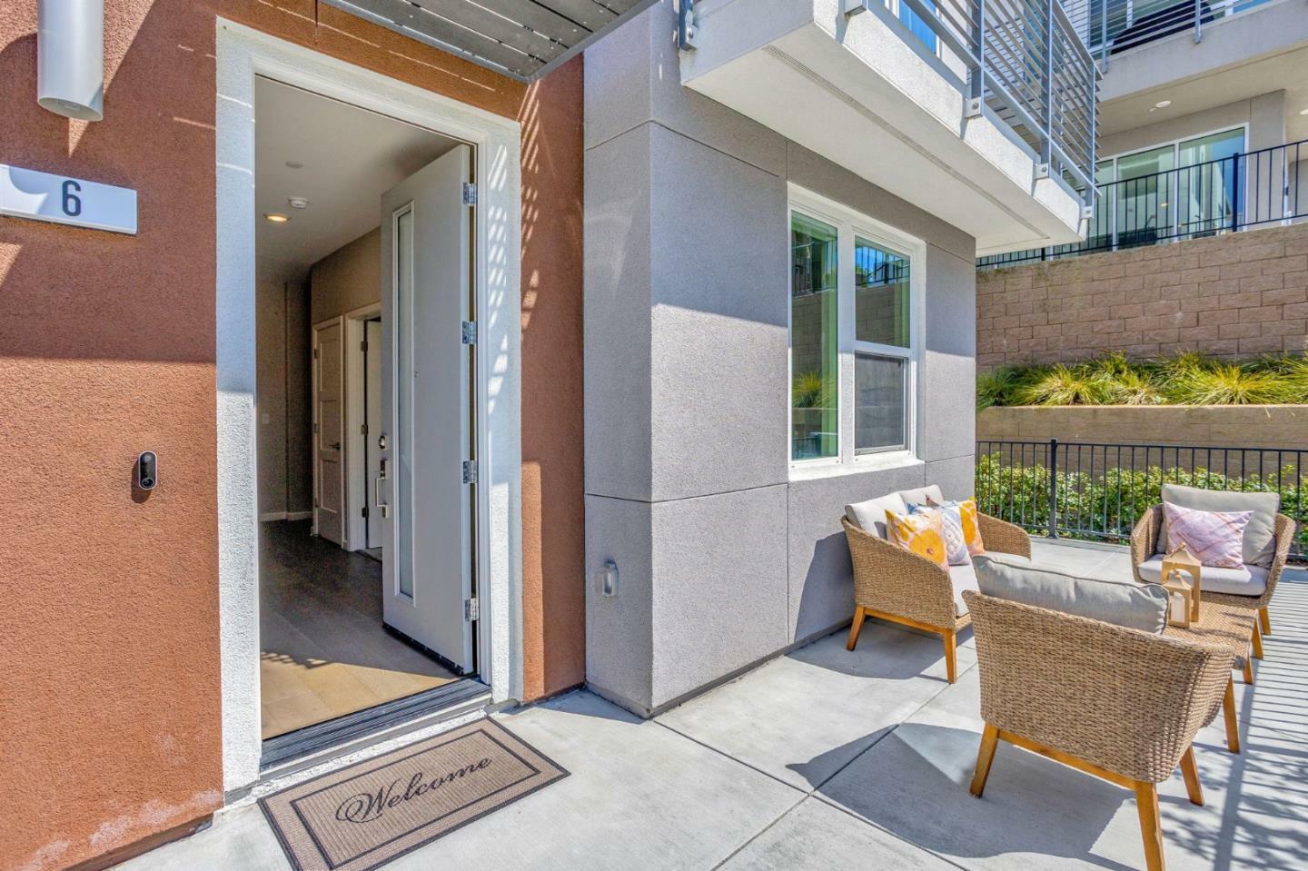 Property Photo: 298 Agustin Narvaez Street 6 CA 95136
