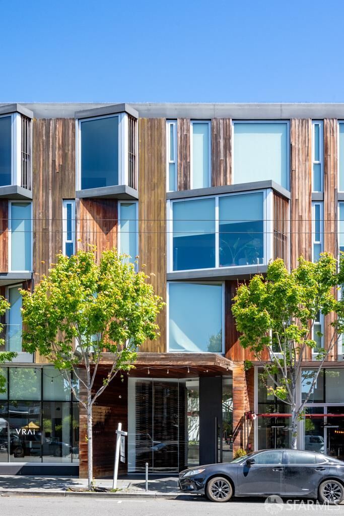 Property Photo: 450 Hayes Street 3H CA 94102