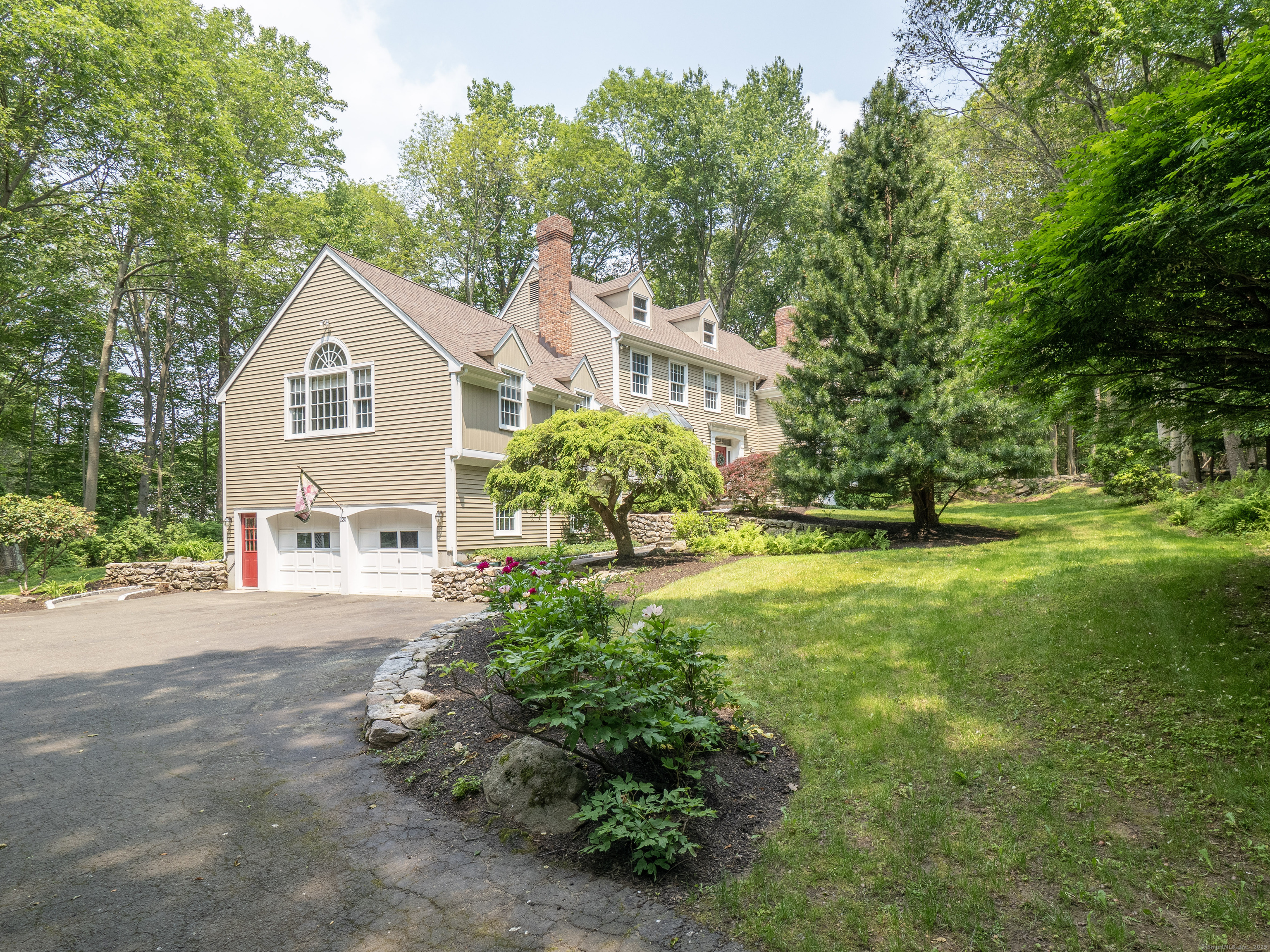 Property Photo: 104 Scarlet Oak Drive CT 06897