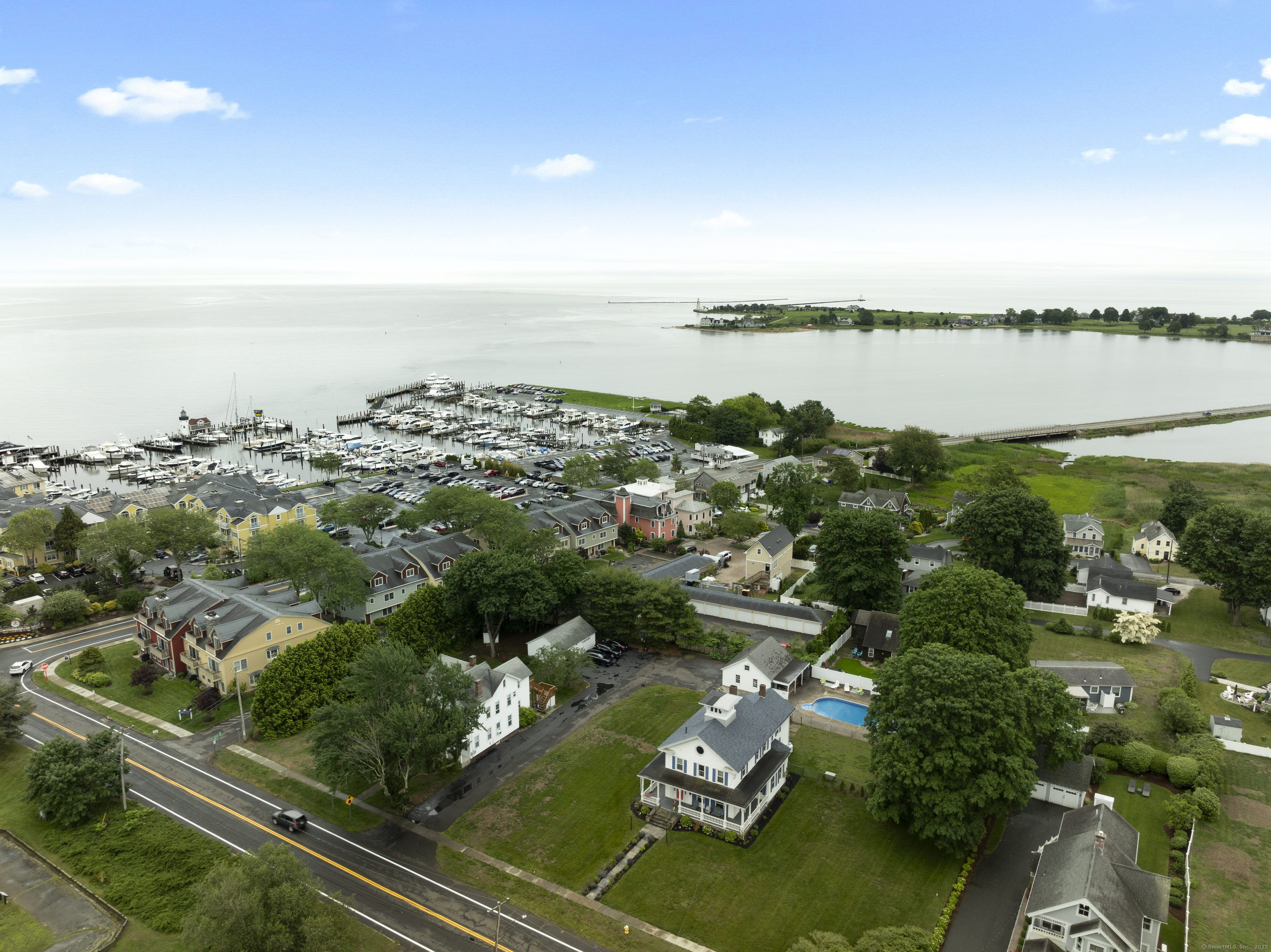 Property Photo: 122 College Street CT 06475