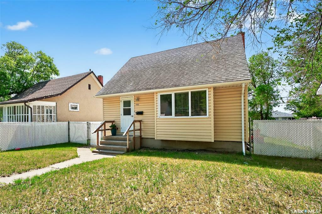Property Photo:  751 Ominica Street E  SK S6H 0H7 