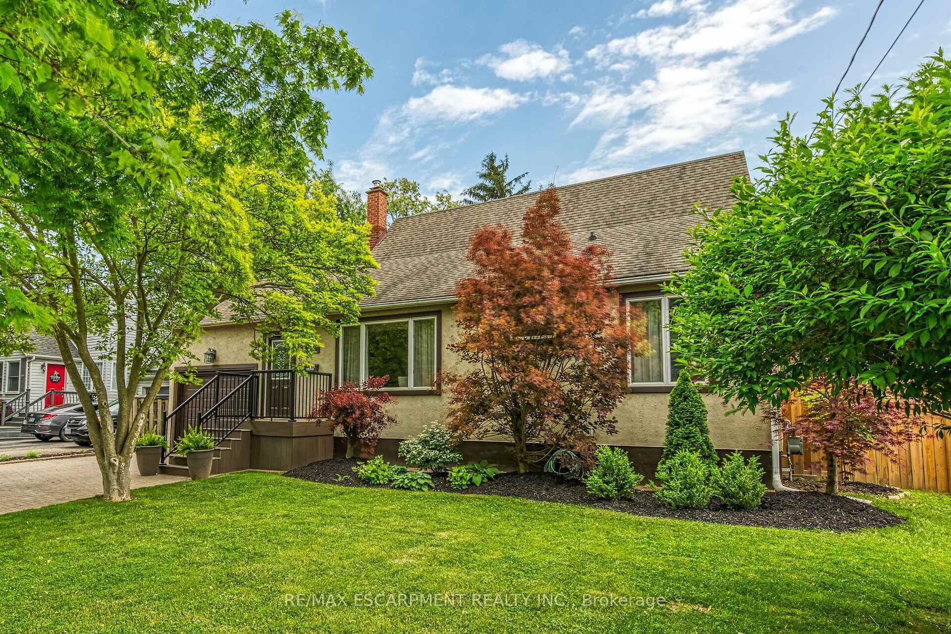 Photo de la propriété: 148 Lakeshore Road ON L2N 2V1