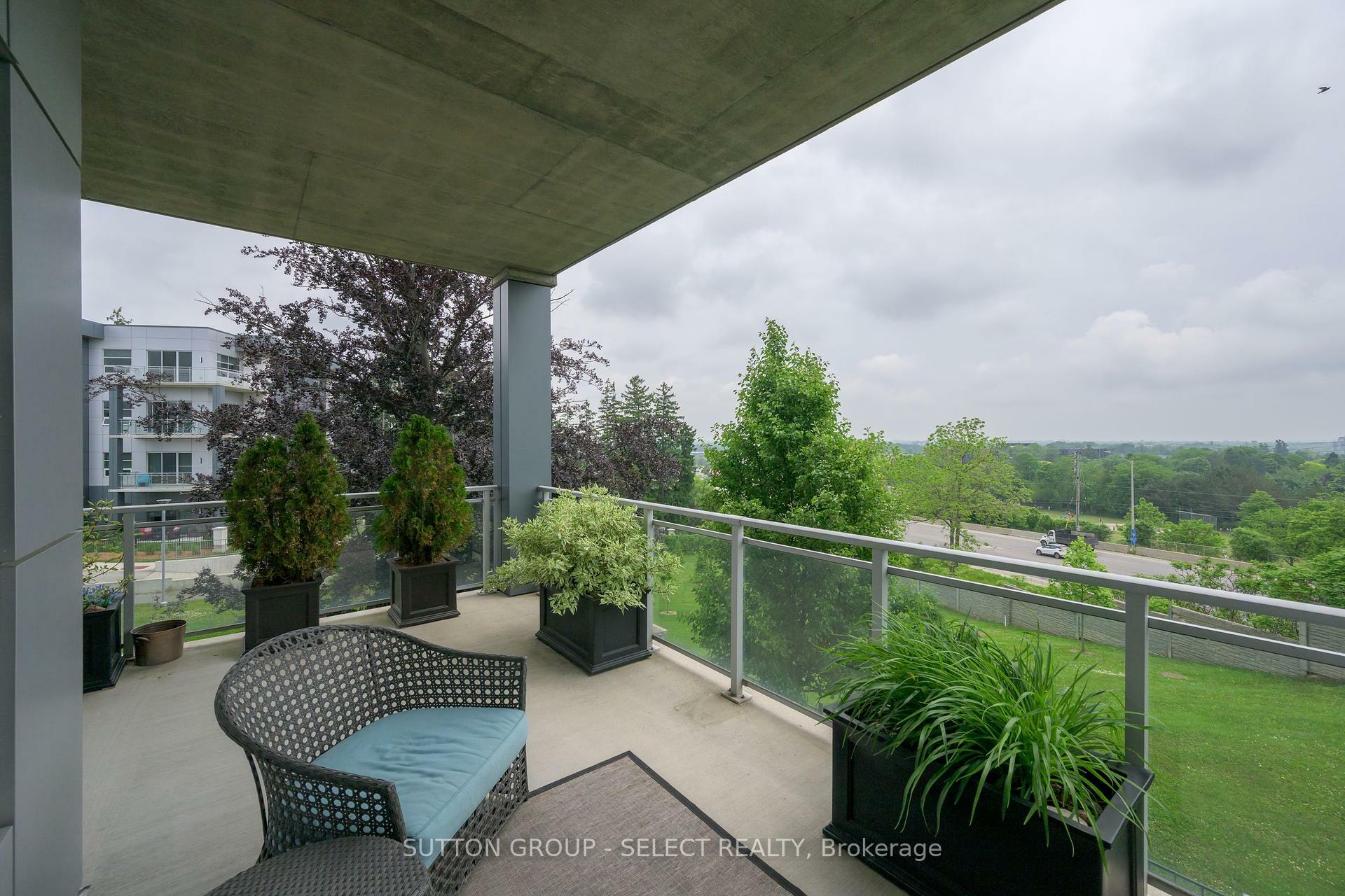 Property Photo: 1705 Fiddlehead Place 209 ON N6G 5M6