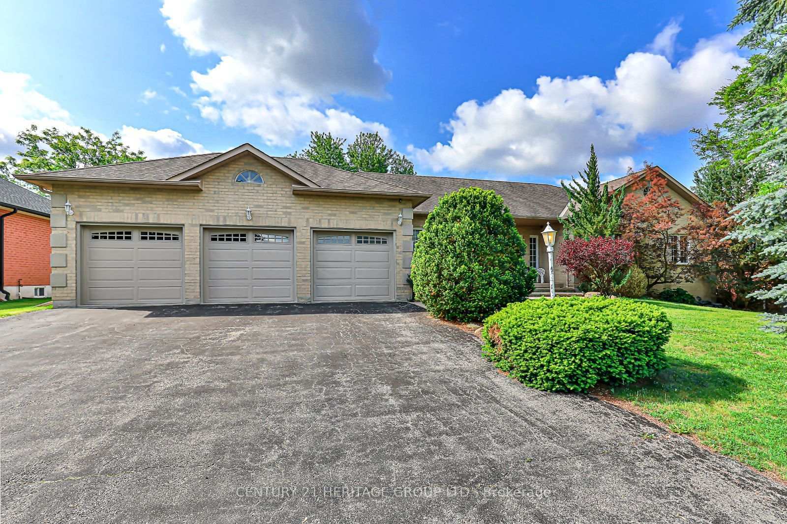 69 David Willson Trail  East Gwillimbury ON L0G 1V0 photo