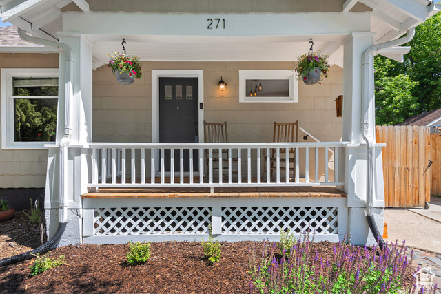 Property Photo: 271 E Kensington Ave S UT 84115