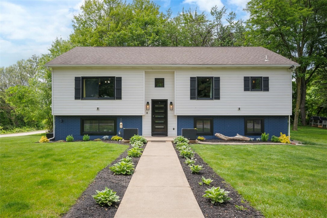 Property Photo: 3846 Green Garden Rd PA 15001