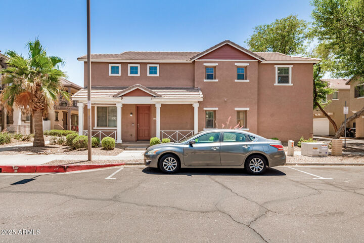 Property Photo: 89 E Palomino Drive AZ 85296