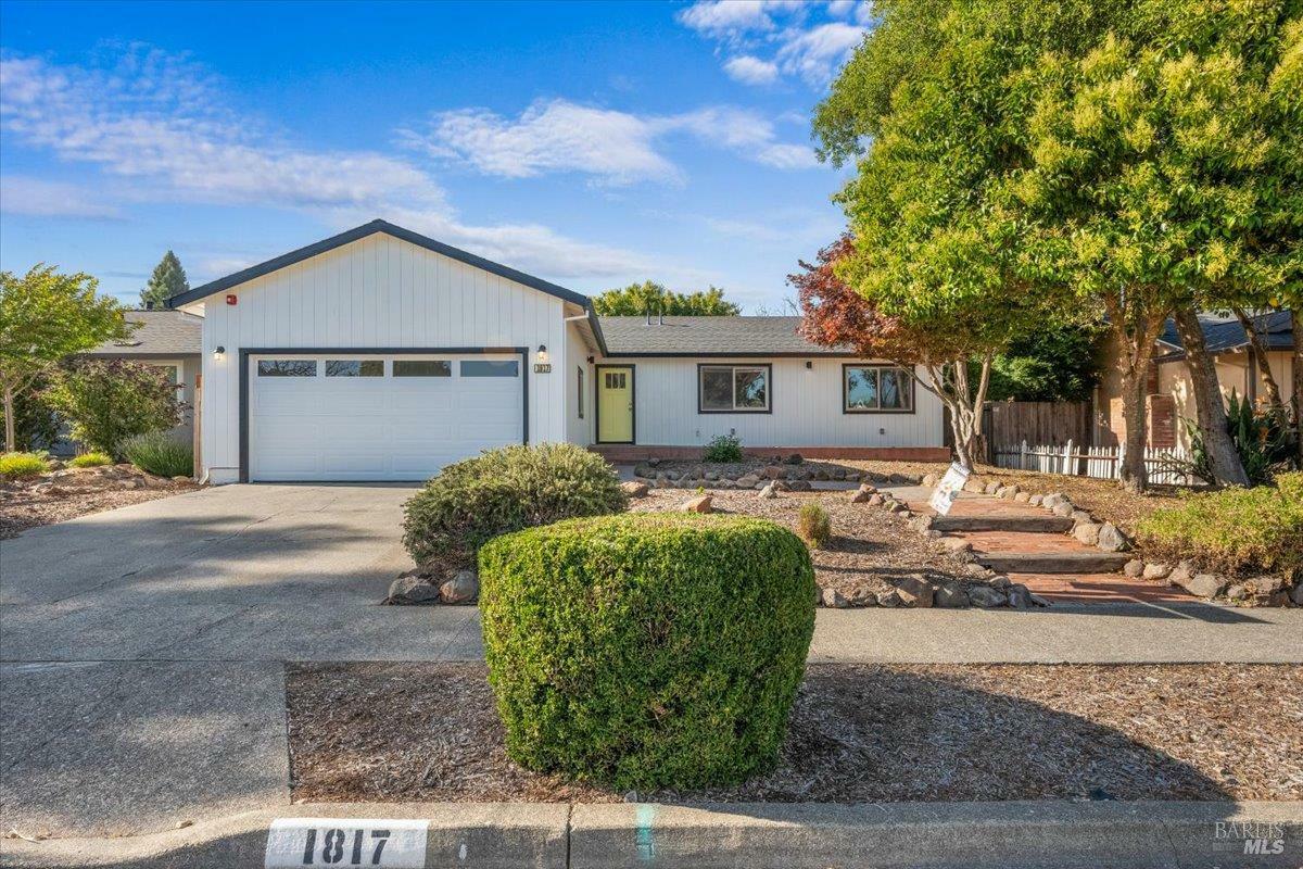 Property Photo: 1817 Fenwick Place CA 95401