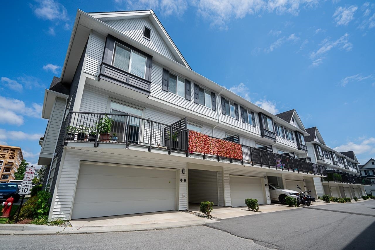 Property Photo: 15778 85 Avenue 32 BC V4N 6W8