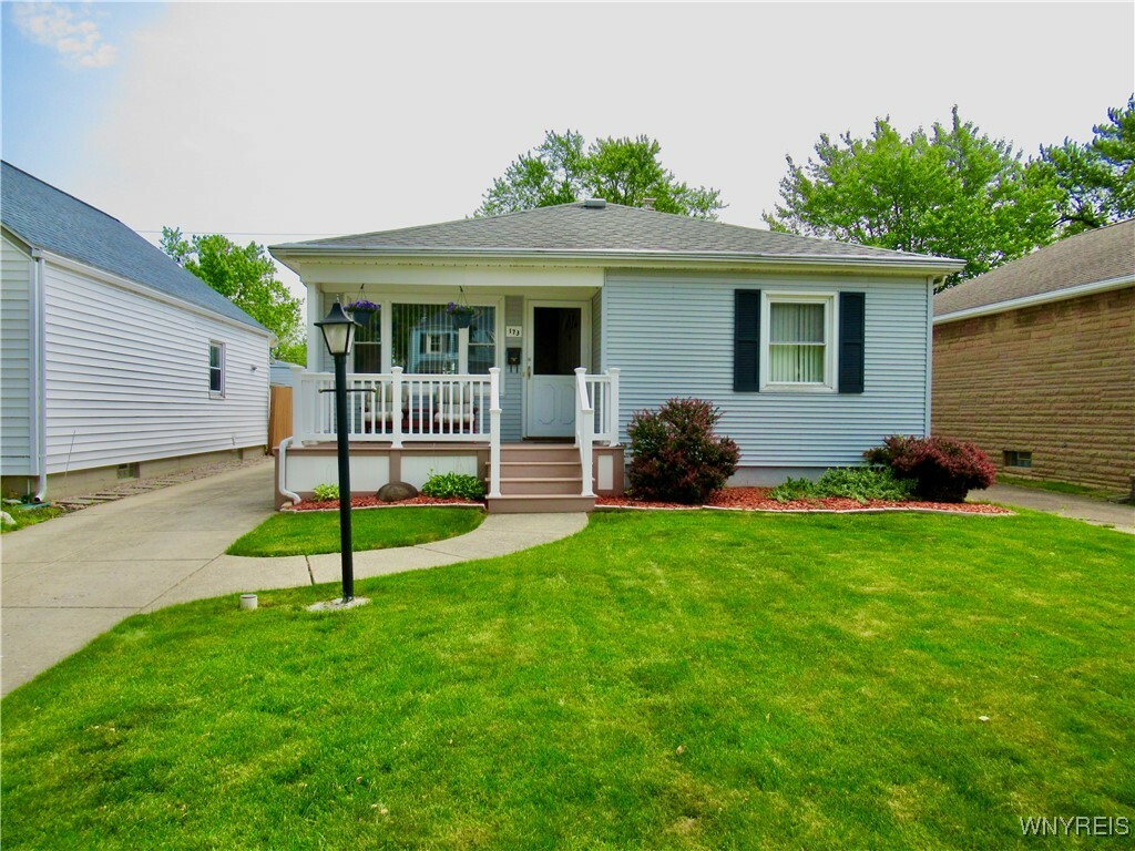 Property Photo:  173 Wellington Avenue  NY 14223 