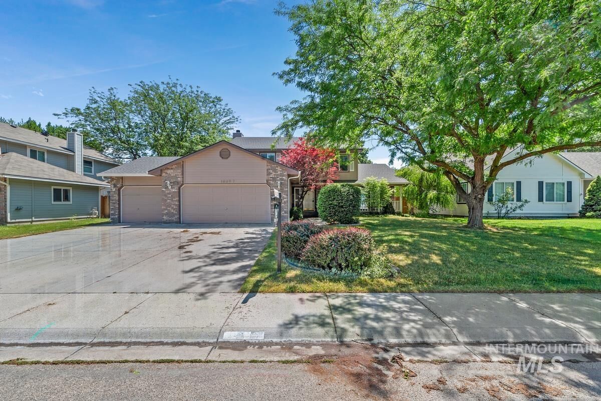 Property Photo: 10397 W Hinsdale Court ID 83704