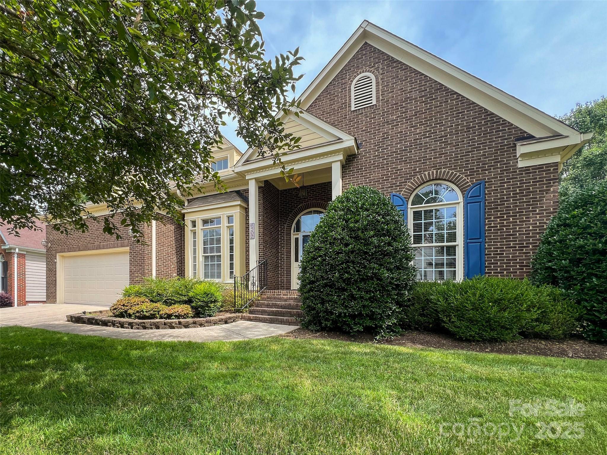 6507 Fairway Point Drive  Charlotte NC 28269 photo