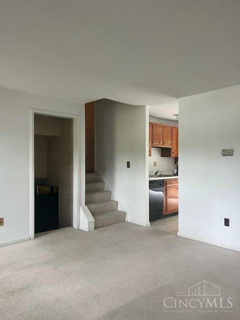 Property Photo:  1810 W Kemper Road  OH 45240 