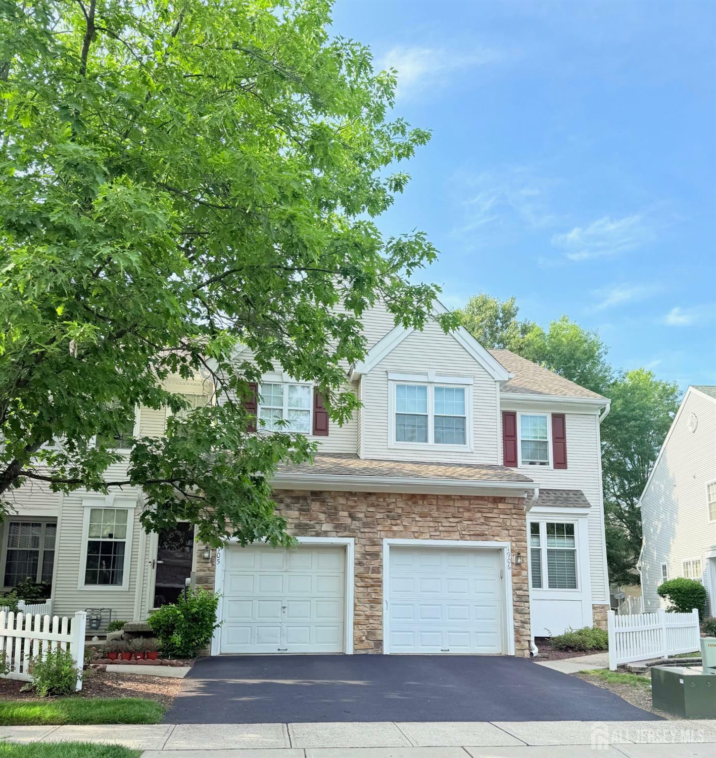 1905 Dahlia Circle  South Brunswick NJ 08810 photo
