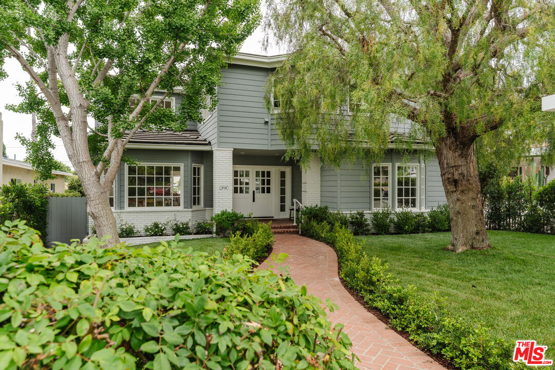 Property Photo: 918 Stanford St CA 90403
